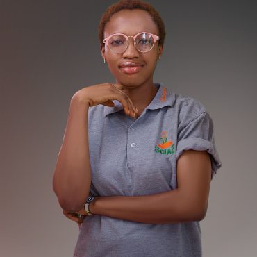 dsc01619 370x370